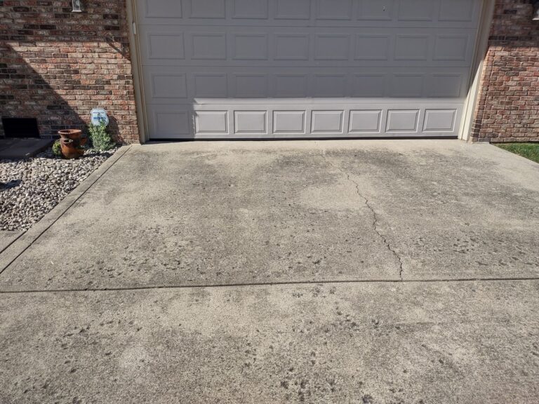 When to Replace Your Concrete Driveway in Conroe: Key Signs to Watch For